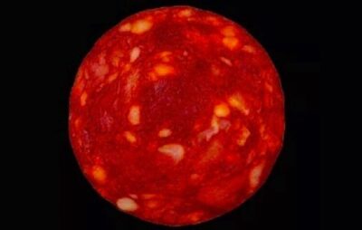 تصویر جعلی از یک ستاره که سوسیس از آب در آمد