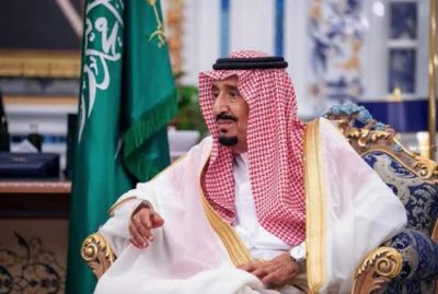 انتقال شاه عربستان  به درمانگاه سلطنتی
