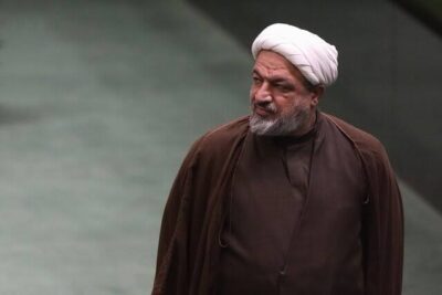 عزل رئیس جمهور برای فرار از زندان